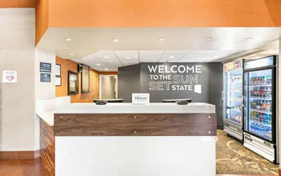 Photo 4 - Hampton Inn & Suites Phoenix-Goodyear
