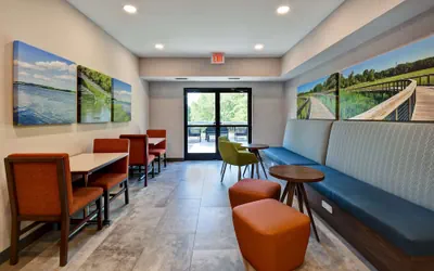 Photo 3 - Hampton Inn Potomac Mills/Woodbridge