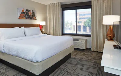 Photo 5 - Hilton Garden Inn Scottsdale Old Town