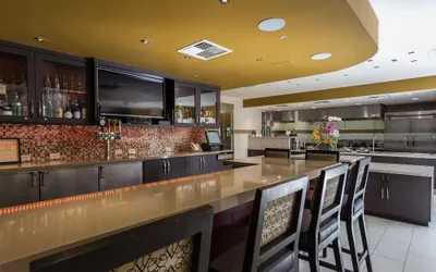 Photo 4 - Hilton Garden Inn San Mateo