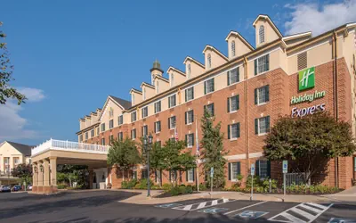Photo 2 - Holiday Inn Express State College at Williamsburg Square by IHG