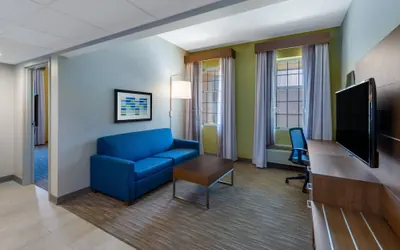 Photo 4 - Holiday Inn Express State College at Williamsburg Square by IHG