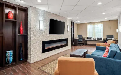 Photo 4 - Comfort Inn & Suites