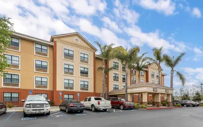 Photo 2 - Extended Stay America Premier Suites - Union City - Dyer St.