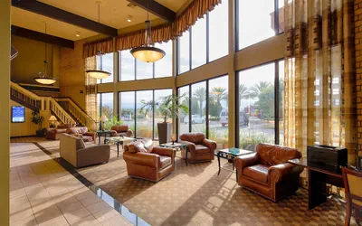 Photo 4 - Red Lion Hotel Redding