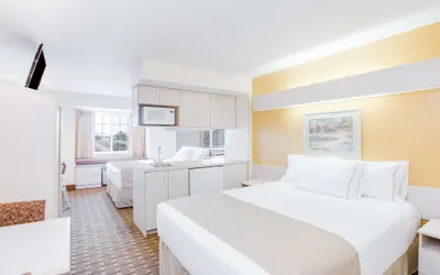 Photo 4 - SureStay Hotel by Best Western Christiansburg Blacksburg