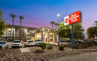 Photo 2 - Best Western Plus Yuma Foothills Inn & Suites