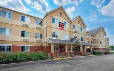 Photo 2 - Studio 6 Corporate Extended Stay Philadelphia Malvern Swedesford Rd. PA