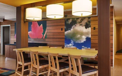 Photo 5 - Fairfield Inn & Suites by Marriott Lombard