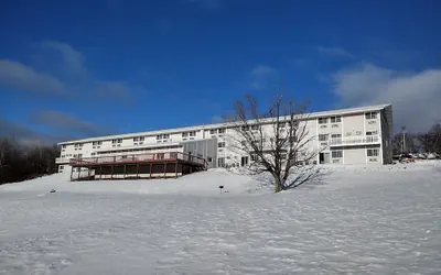 Photo 2 - Baymont by Wyndham Duluth/Spirit Mountain