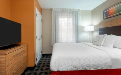 Photo 5 - TownePlace Suites by Marriott Savannah Midtown