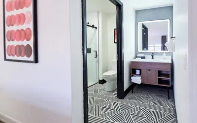 Photo 4 - Baymont by Wyndham Auburn Hills South