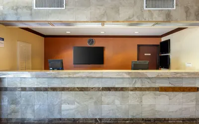 Photo 4 - Best Western Los Angeles Worldport Hotel