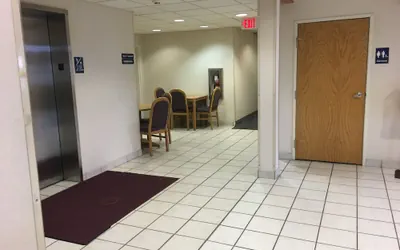 Photo 5 - Microtel Inn by Wyndham Champaign