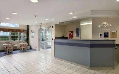 Photo 3 - Microtel Inn by Wyndham Champaign