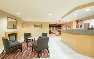 Photo 5 - Microtel Inn & Suites by Wyndham Pueblo