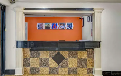 Photo 4 - Motel 6 Norcross, GA