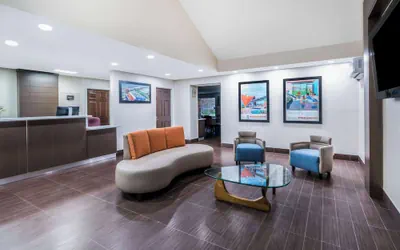 Photo 2 - Howard Johnson by Wyndham Dalton
