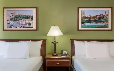 Photo 5 - Baymont by Wyndham Waycross