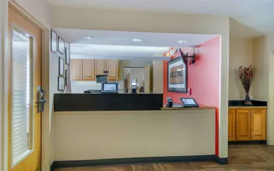 Photo 3 - Extended Stay America Select Suites Atlanta Perimeter Peacht