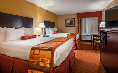Photo 5 - Best Western Plus Parkway Hotel