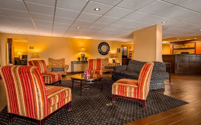 Photo 2 - Best Western Plus Parkway Hotel