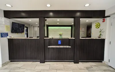 Photo 3 - Masters Inn Tucker