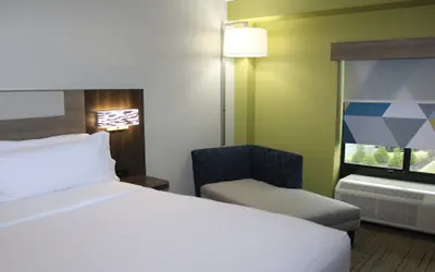 Photo 4 - Holiday Inn Express & Suites Wilson-Downtown by IHG