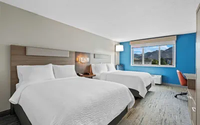 Photo 3 - Holiday Inn Express & Suites Ogden by IHG