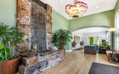 Photo 4 - Best Western Plus Capitola By-the-sea Inn & Suites