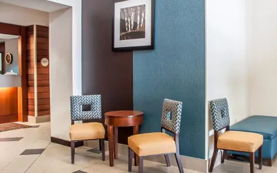 Photo 4 - Comfort Inn & Suites Hamburg - Buffalo South