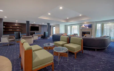 Photo 4 - Courtyard by Marriott Cincinnati Airport