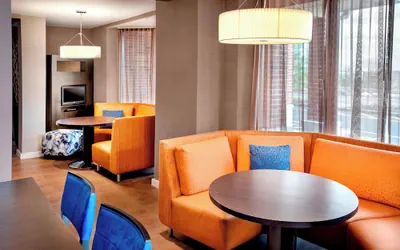 Photo 4 - Courtyard by Marriott Parsippany