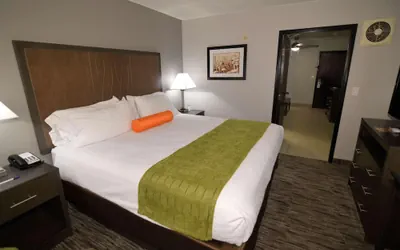 Photo 3 - Garner Hotel Liberal North by IHG