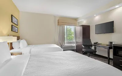 Photo 5 - Sleep Inn & Suites at Concord Mills