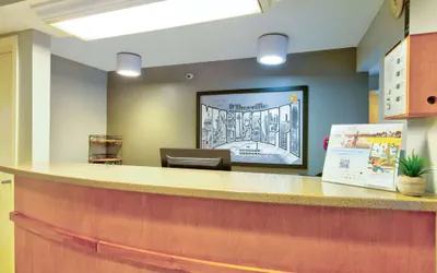 Photo 5 - Super 8 by Wyndham Diberville Biloxi Area