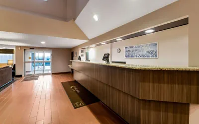 Photo 4 - Sleep Inn & Suites Green Bay South