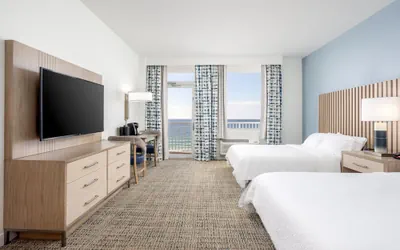 Photo 5 - Holiday Inn Resort Pensacola Beach by IHG