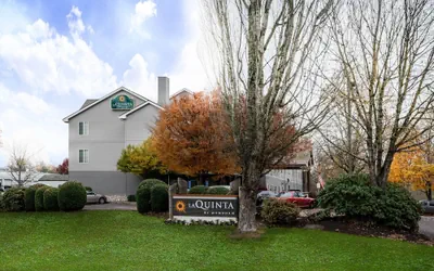La Quinta Inn & Suites by Wyndham Eugene