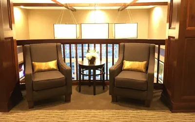 Photo 3 - Comfort Suites Linn County
