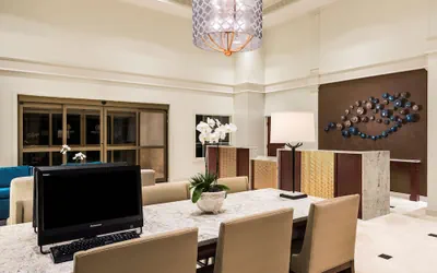Photo 5 - DoubleTree Suites by Hilton Naples