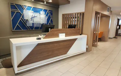 Photo 2 - Holiday Inn Express Hotel & Suites Idaho Falls by IHG