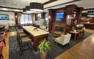 Photo 5 - Hampton Inn Dulles - Cascades