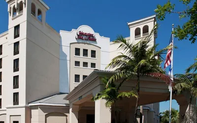 Photo 2 - Hampton Inn & Suites by Hilton Miami-Doral/Dolphin Mall