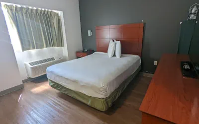 Photo 4 - Studio 6 Extended Stay - Hampton, VA - Langley AFB Area