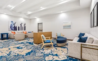 Photo 4 - Hampton Inn & Suites St. Petersburg/Downtown