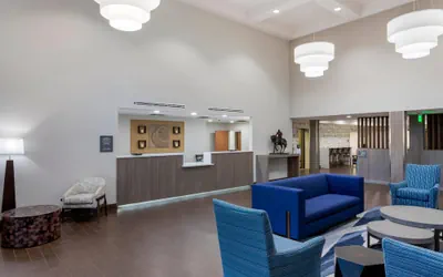 Photo 3 - Comfort Inn & Suites Hot Springs Midtown