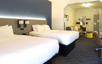 Photo 2 - Comfort Suites Crossville