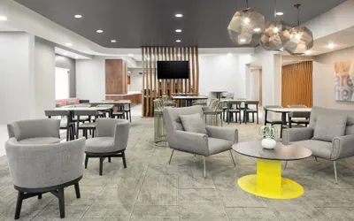Photo 4 - Springhill Suites by Marriott Tulsa