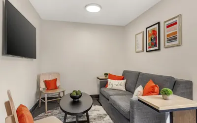 Photo 5 - Sonesta Simply Suites Boston Burlington
